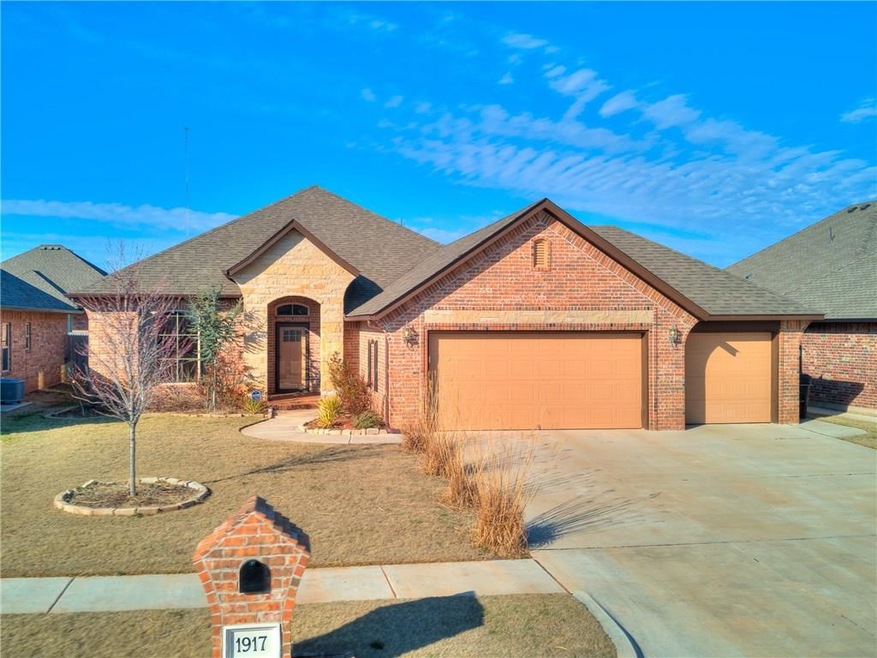 1917 NE 26th St, Moore, OK 73160 - photo 1