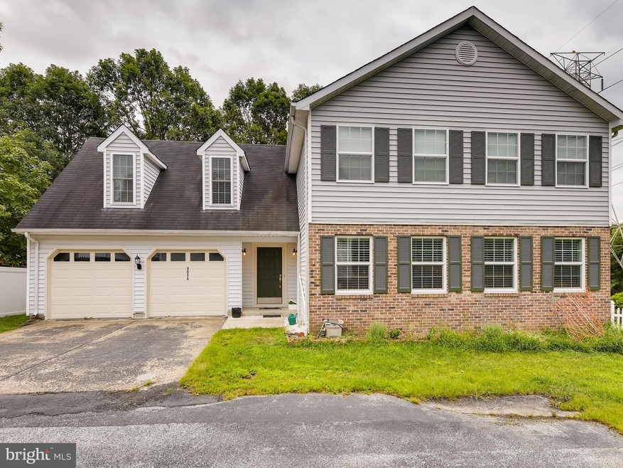 9046 Naygall Rd, Parkville, MD 21234 - photo 1