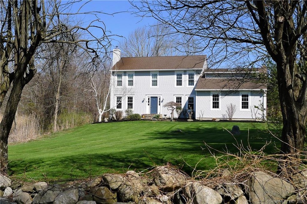 59 Wood Road...fully & beautifully renovated