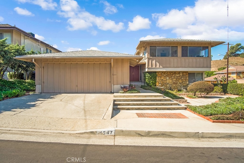 Sold $1,657,000 • Co-Listing Agent