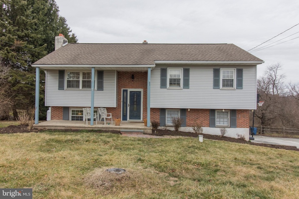 1109 W Bridge St, Spring City, PA 19475 - photo 1