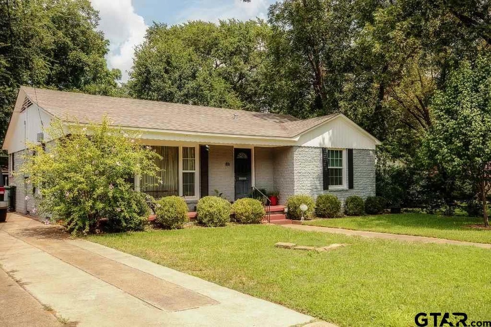 422 422 E 6th St, Tyler, TX 75701 - photo 1