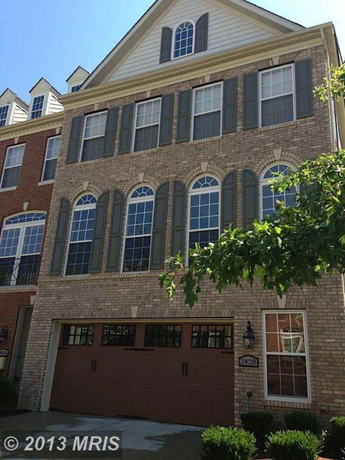 2428 Newmoor Way, Upper Marlboro, MD 20774 - photo 1