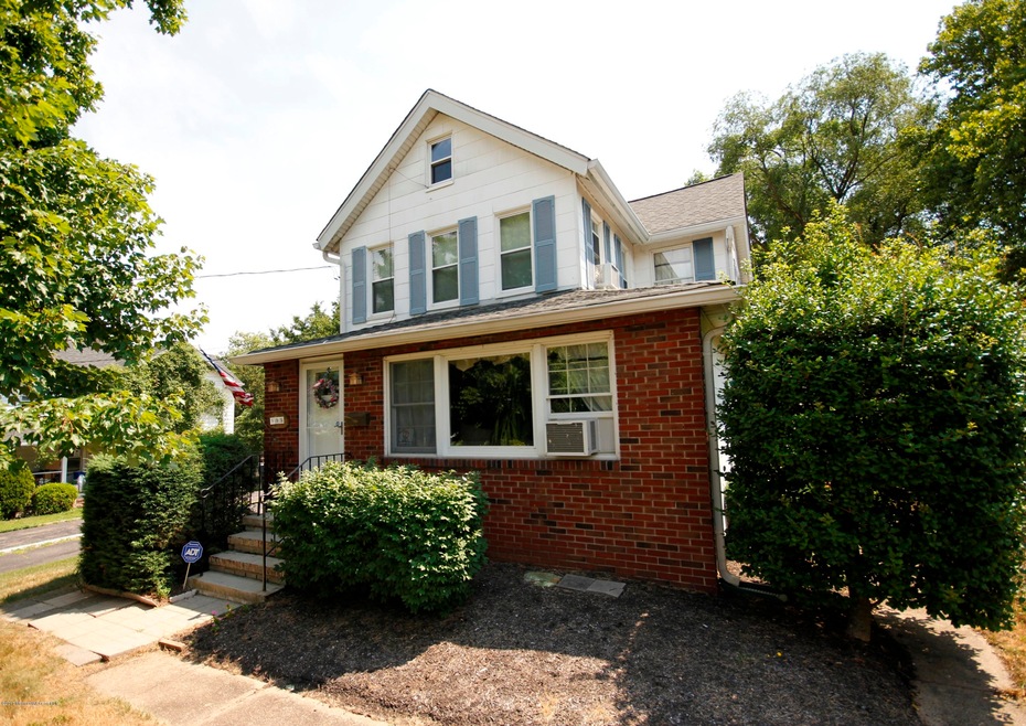 595 Holmdel Road
