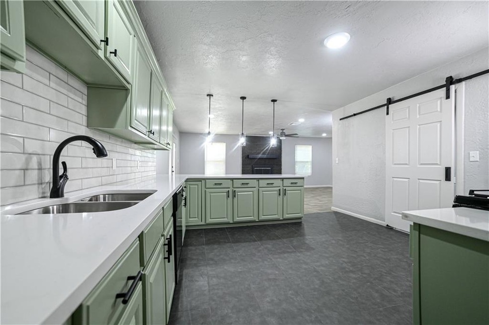 1508 NE 39th St, Oklahoma City, OK 73111 - photo 1