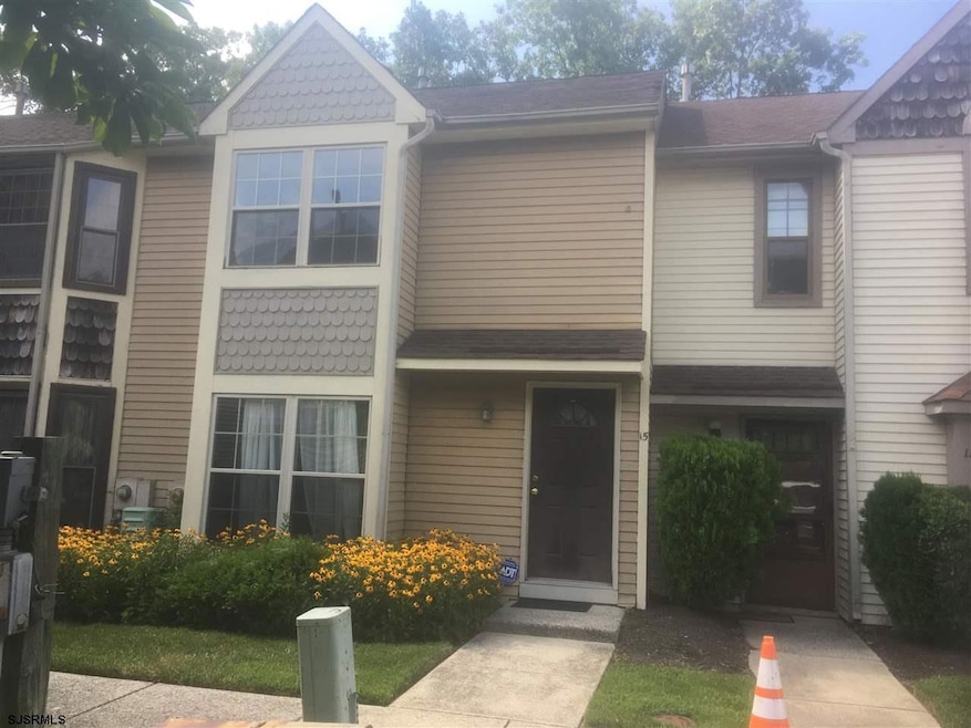 15 Cambridge Townhouse Dr unit 15, Egg Harbor Township, NJ 08234 - photo 1