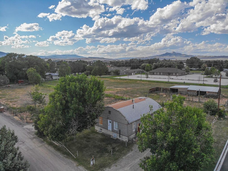 2719 West Ave, Cody, WY 82414 - photo 1