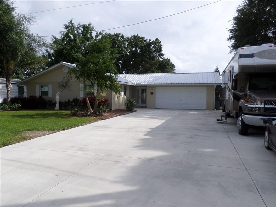 NEWLY REMOLED CBS HOME  RV HOOKUP