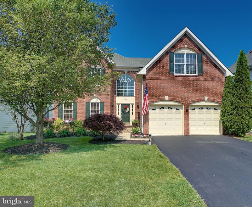 25797 Kaiser Place, Chantilly, VA 20152 - photo 1