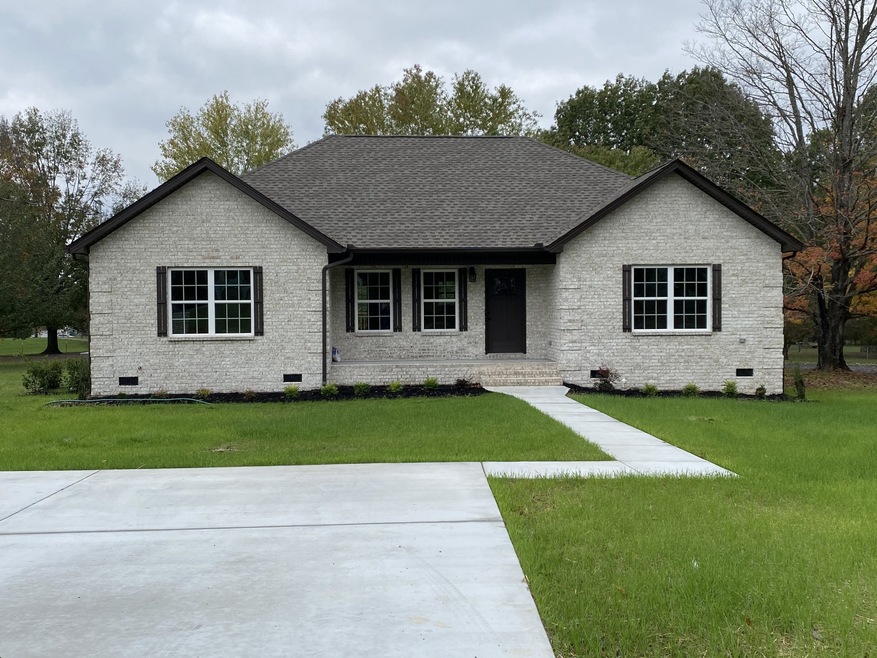 101 Richland Dr, Shelbyville, TN 37160 - photo 1