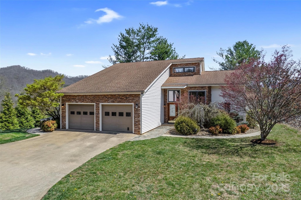 For Sale $615,000 • Co-Listing Agent