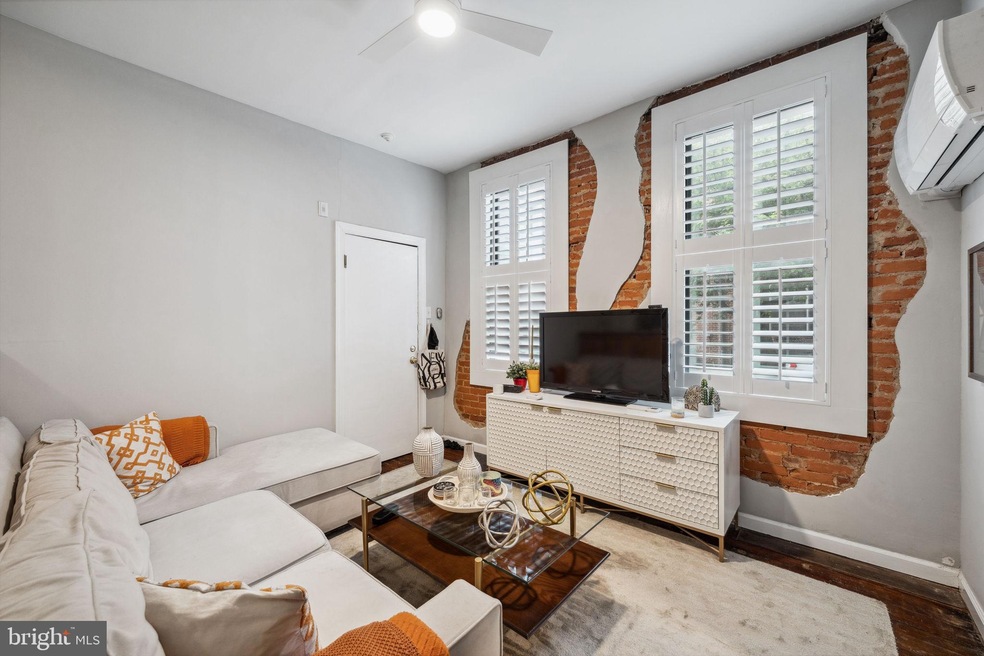 227 Poplar St unit C, Philadelphia, PA 19123 - photo 1