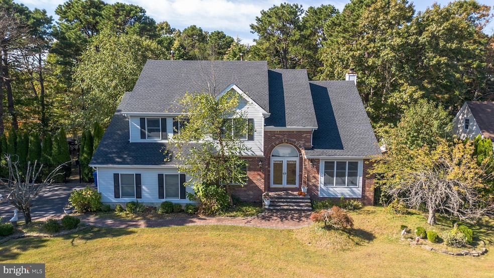 For Sale $1,035,000 • Co-Listing Agent