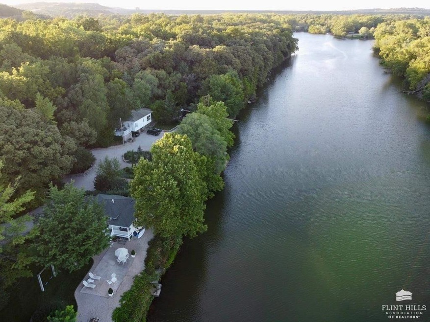 1900 Mill Rd unit 1900, 1920 A&B, 0000, Manhattan, KS 66502 - photo 1