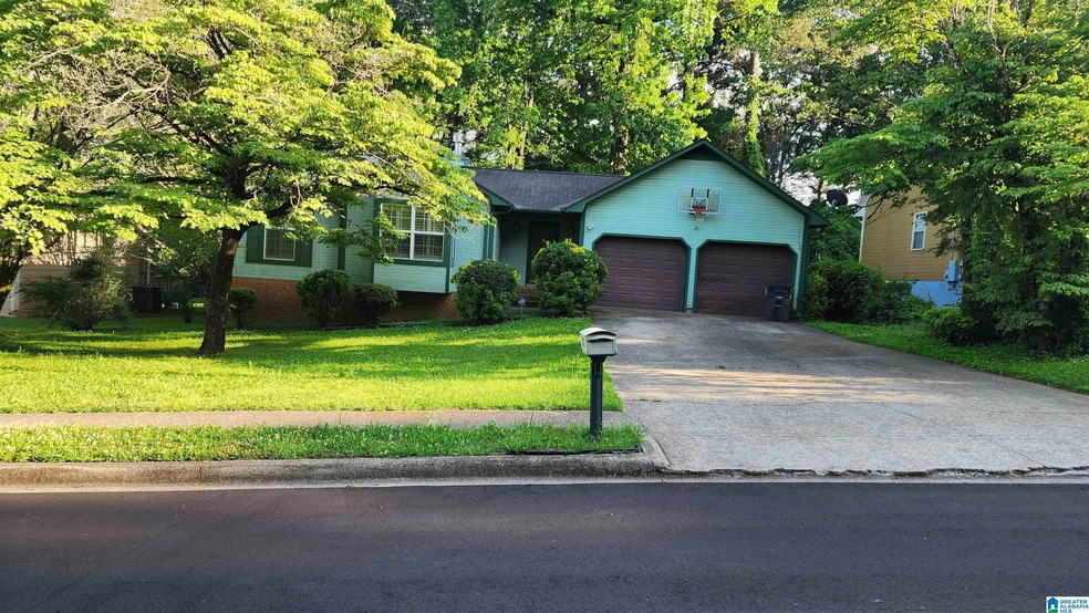 5015 Curtis Dr, Birmingham, AL 35215 - photo 1