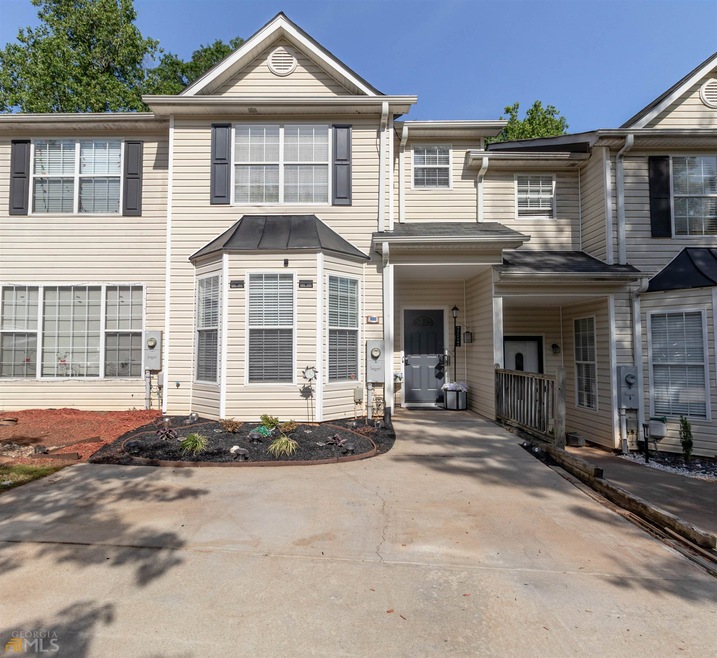 6668 Sunset Hills Blvd, Rex, GA 30273 - photo 1