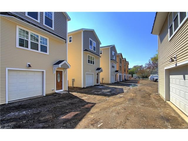 164 Hamilton Ave unit 8, Stratford, CT 06615 - photo 1