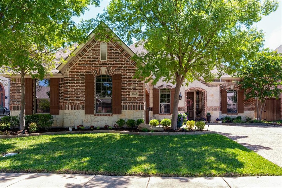 5907 Crescent Ln, Colleyville, TX 76034 - photo 1