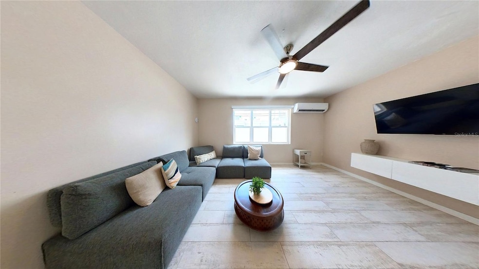 2304 Calle Teniente Rivera, San Juan, PR 00913 - photo 1