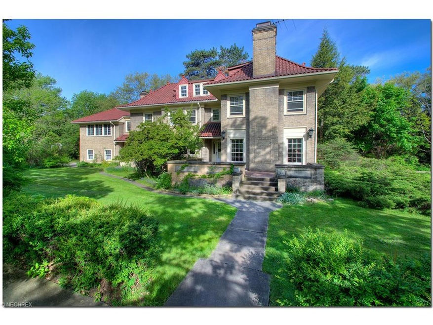 Welcome to 2812 Fairmount Blvd.  This exquisite It