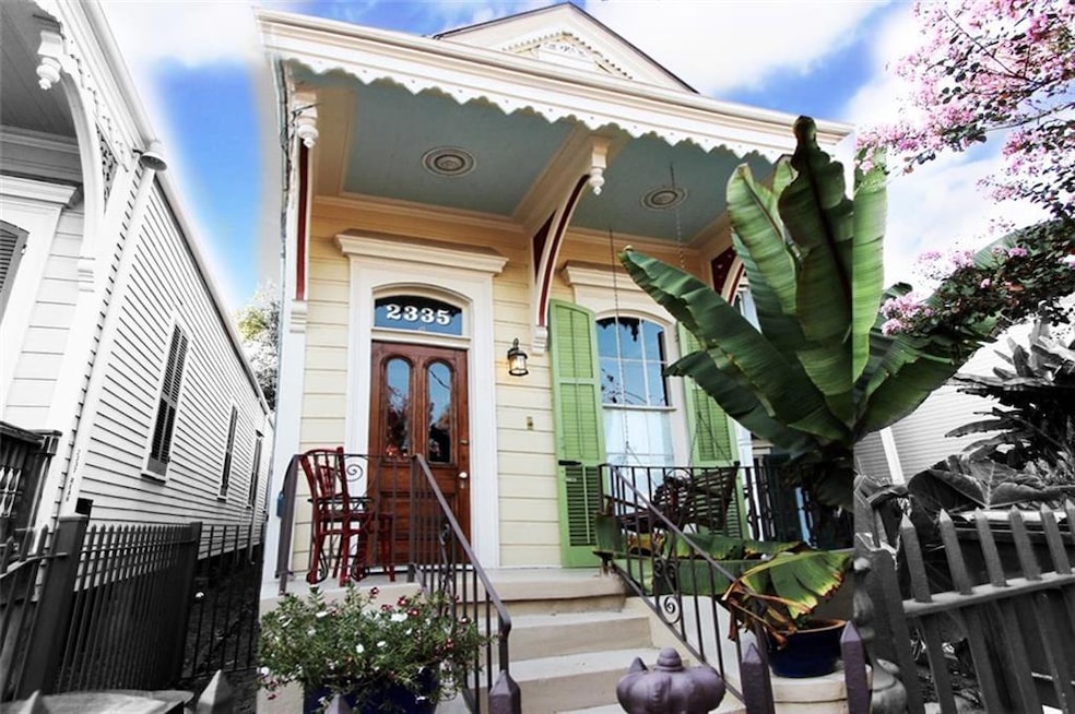 2335 Constance St unit F/R, New Orleans, LA 70130 - photo 1