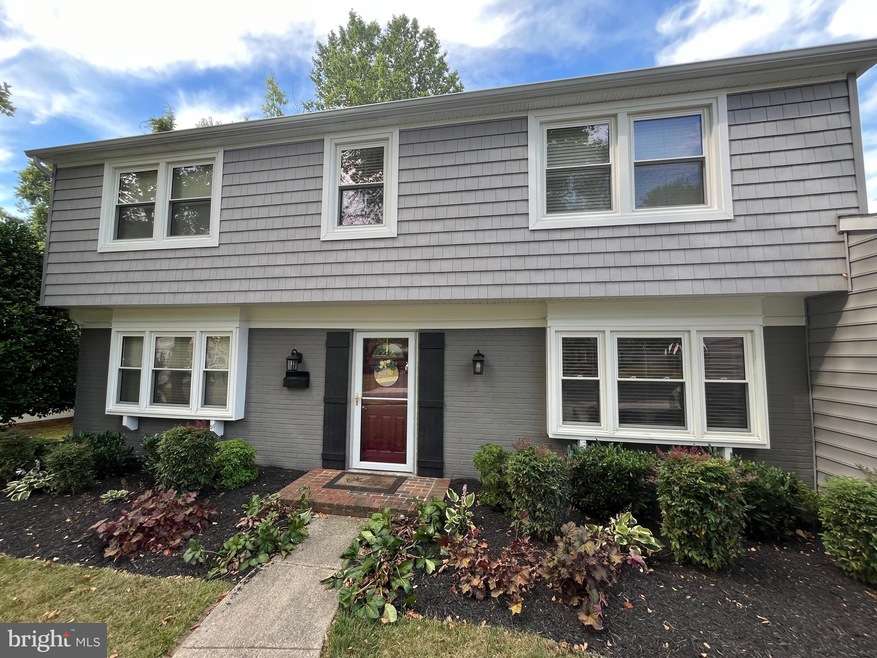 13413 Yorktown Dr, Bowie, MD 20715 - photo 1