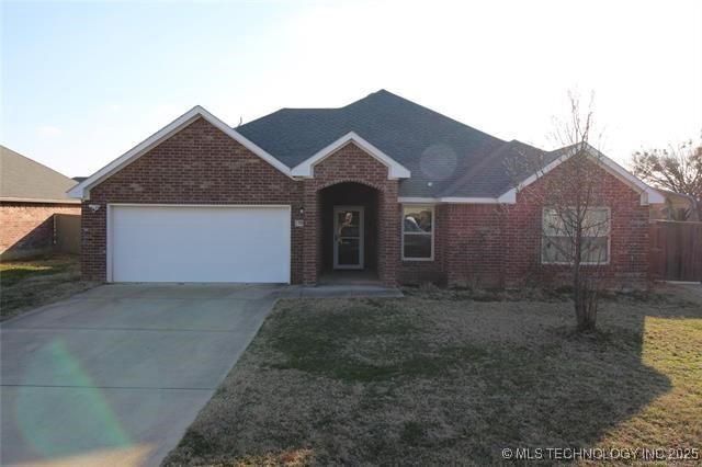 752 Annas Way, Durant, OK 74701 - photo 1