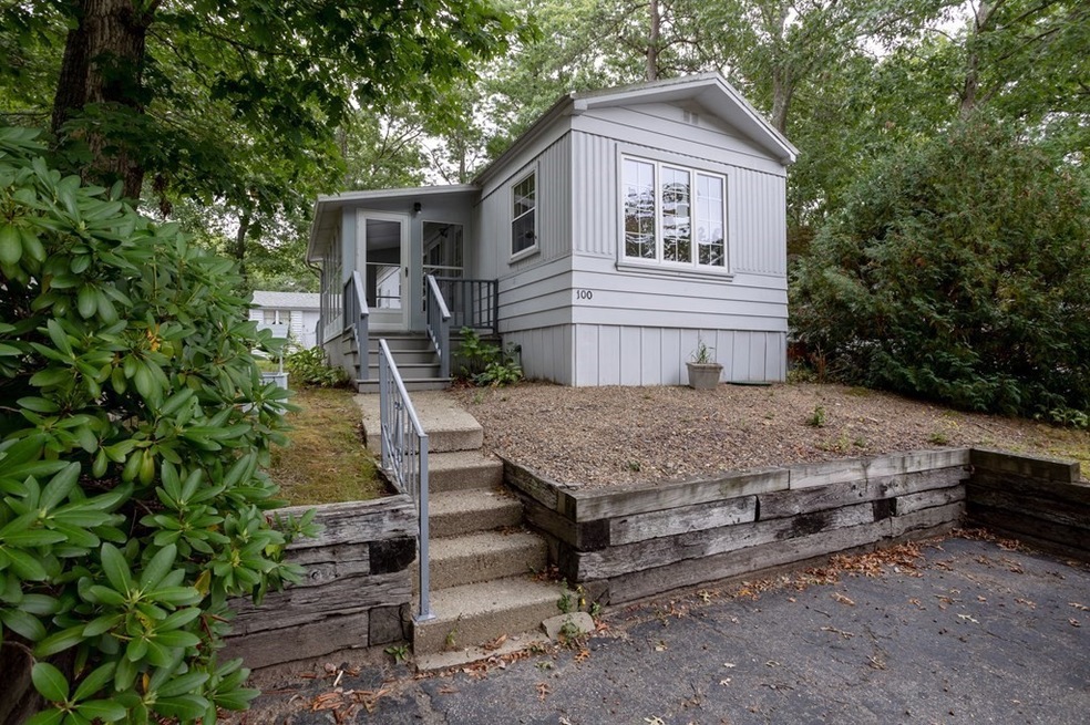 100 Holiday Dr, Wareham, MA 02576 - photo 1