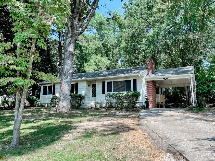 1710 Woodlawn Ave, Gainesville, GA 30501 - photo 1