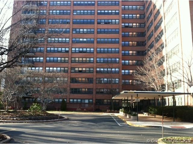 The Woodland unit 8O, Hartford, CT 06105 - photo 1