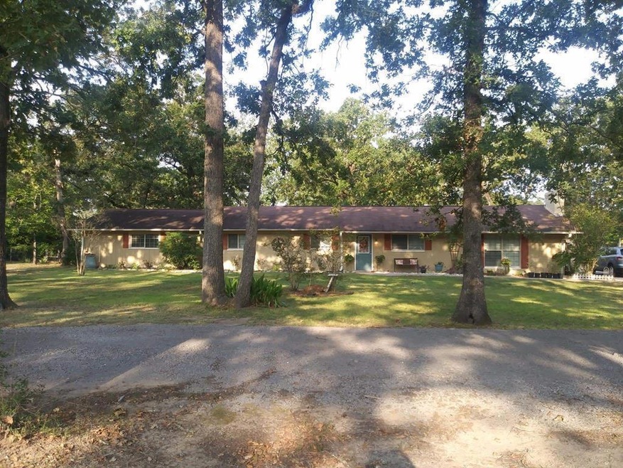 196 Lancewood Cir, Lufkin, TX 75904 - photo 1