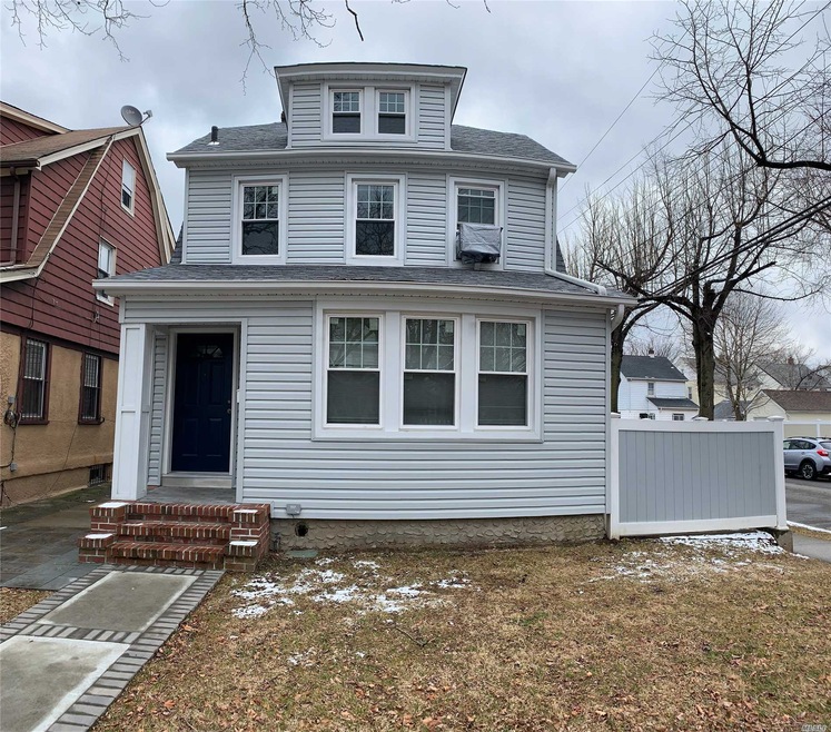 8855 238th St, Bellerose, NY 11426 - photo 1