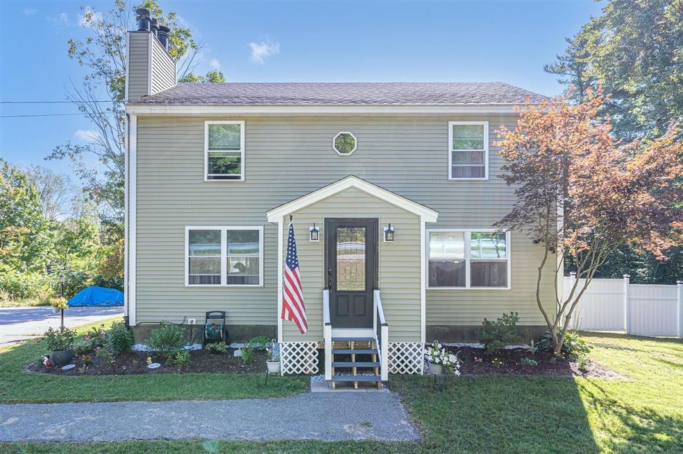 153 Hackett Hill Rd, Hooksett, NH 03106 - photo 1