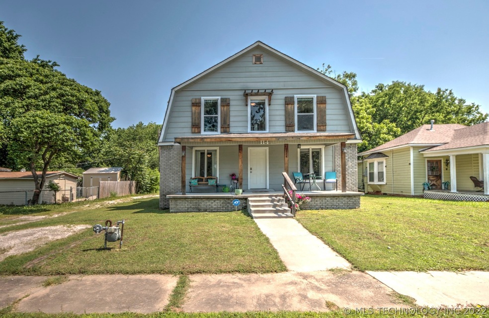 114 E 6th St, Claremore, OK 74017 - photo 1