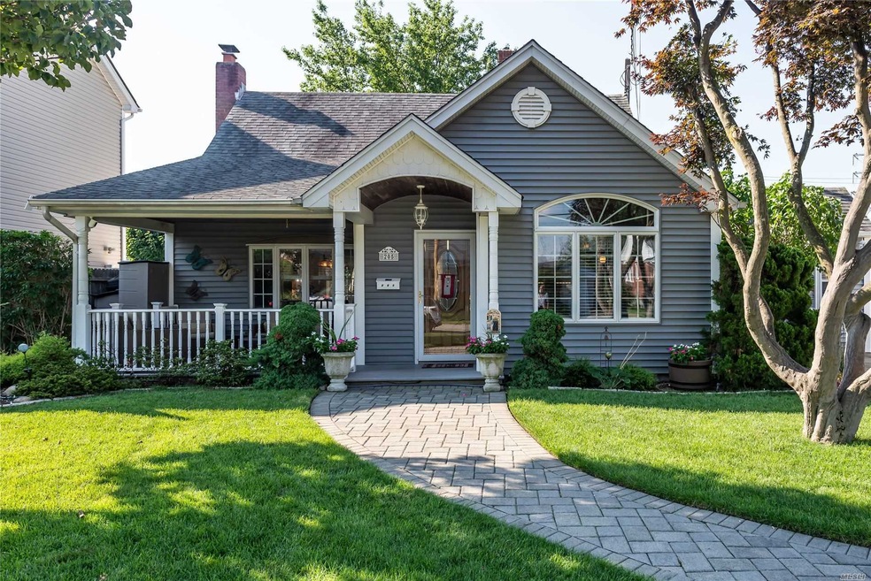 205 Dow Ave, Carle Place, NY 11514 - photo 1