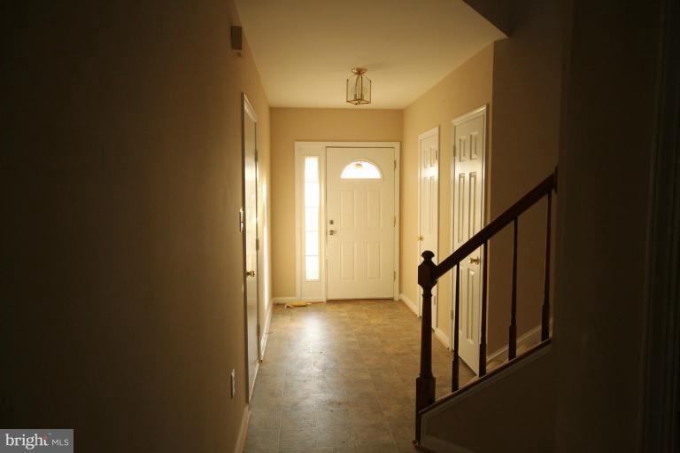 13900 Ludington Place, Centreville, VA 20121 - photo 1