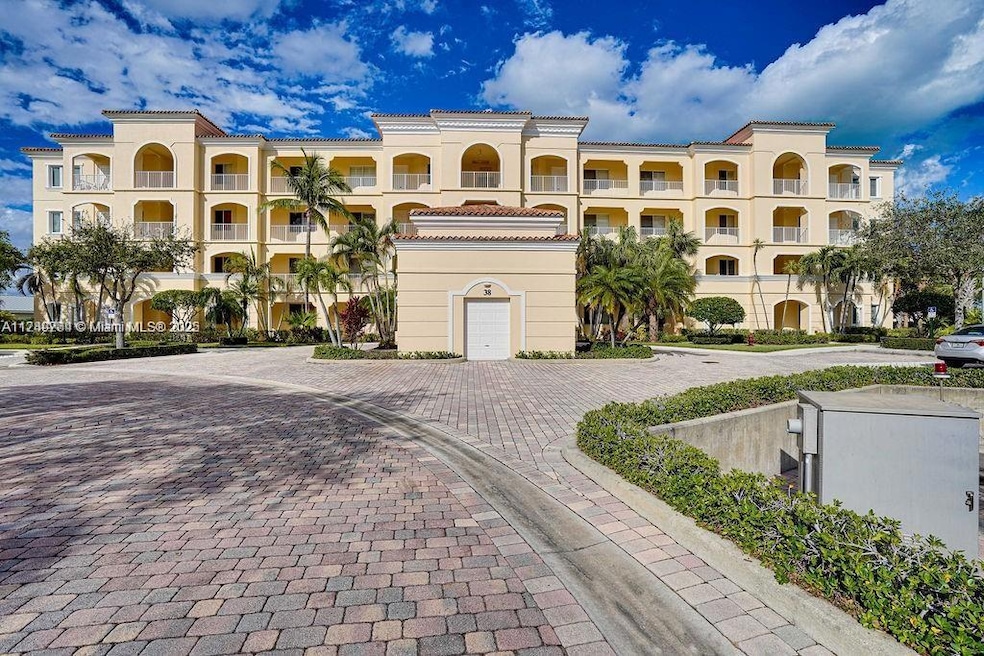 For Rent $2,200/month