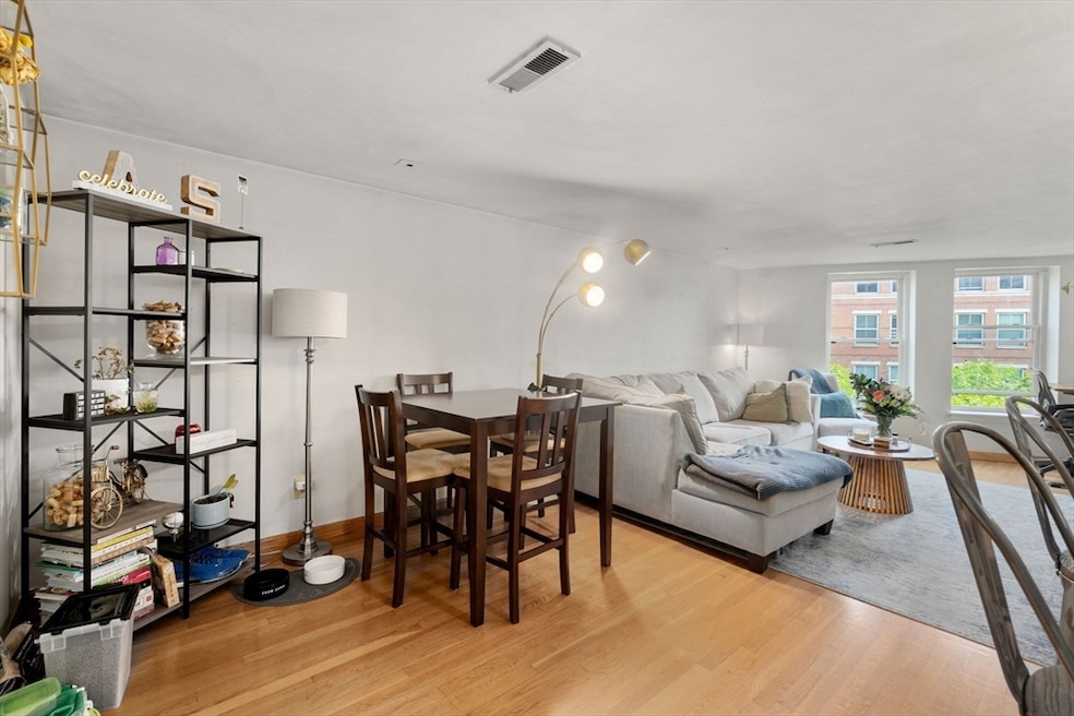 For Sale $699,000 • Co-Listing Agent