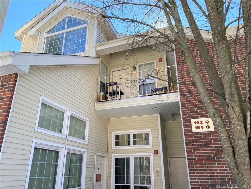 Welcome to 162 Carriage Crossing ~ Private locatio
