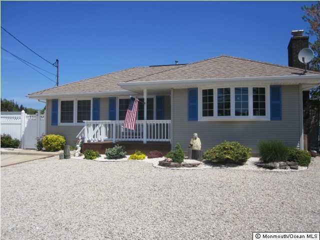 205 Teakwood Dr, Bayville, NJ 08721 - photo 1