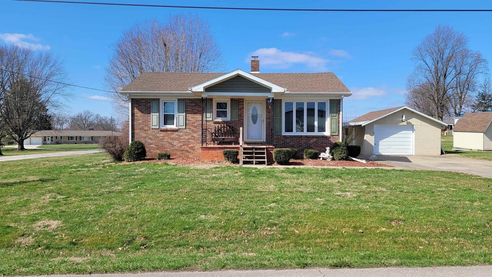 401 N Hull St, Fort Branch, IN 47648 - photo 1