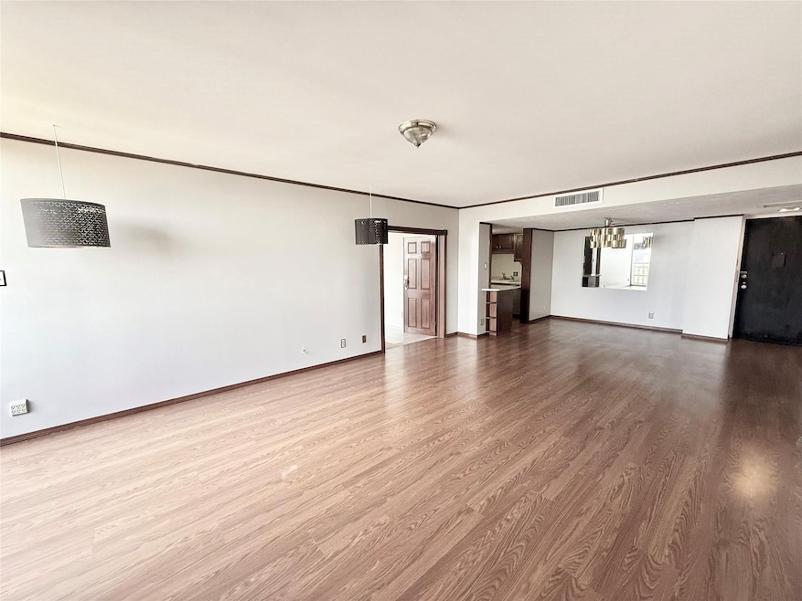 2016 Main St unit 1904, Houston, TX 77002 - photo 1