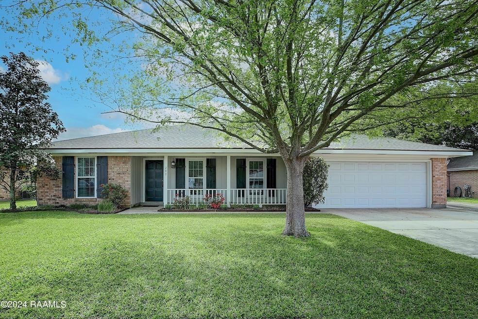 203 PlantersRow-2