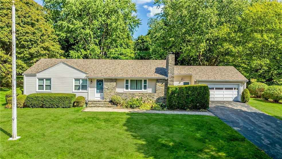 Under Contract $725,000 • Co-Listing Agent