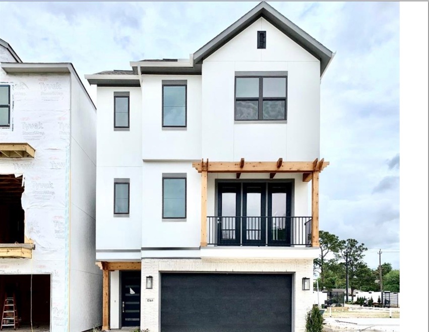 1749 Ojeman Spring Ln, Houston, TX 77055 - photo 1