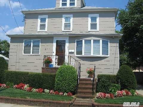 23 Maple Ave, Lynbrook, NY 11563 - photo 1