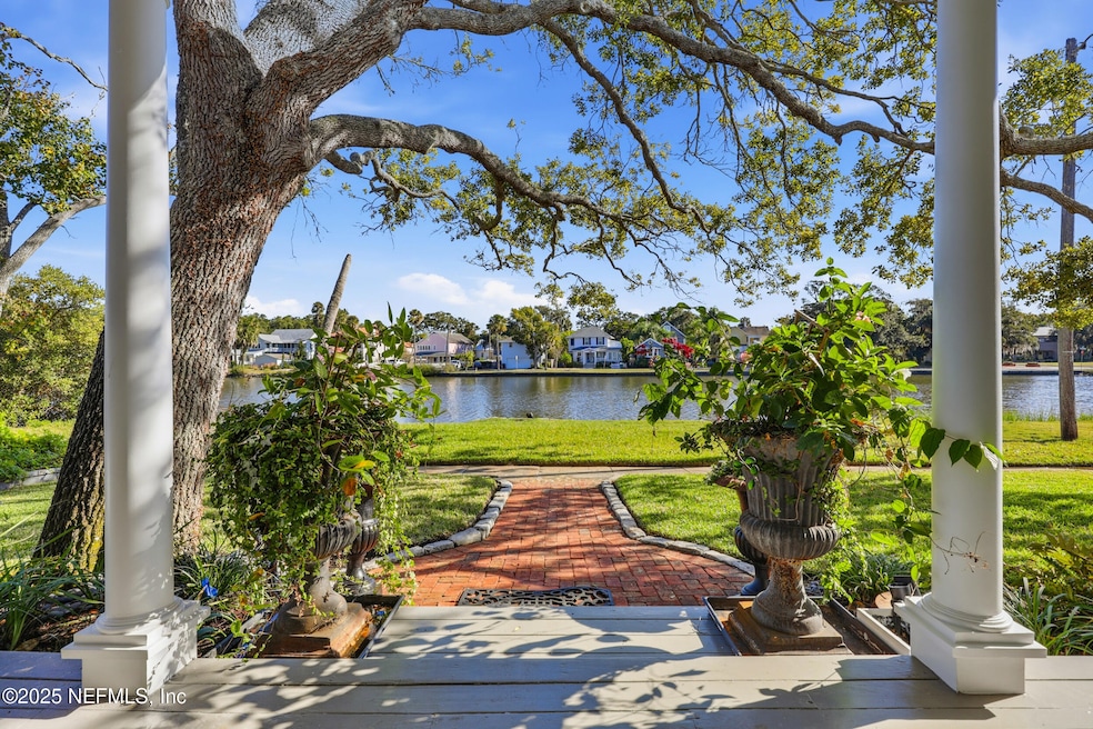 153 Washington St, Saint Augustine, FL 32084 - photo 1