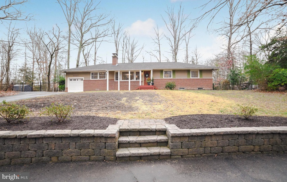 45427 Woodlawn Dr, California, MD 20619 - photo 1