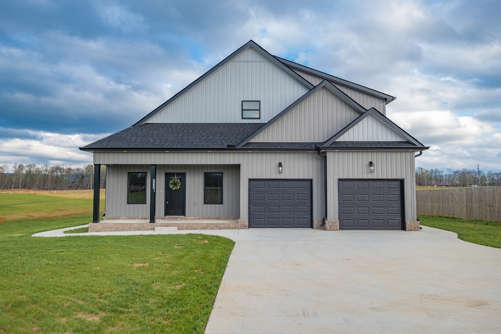 For Sale $575,000 • Co-Listing Agent