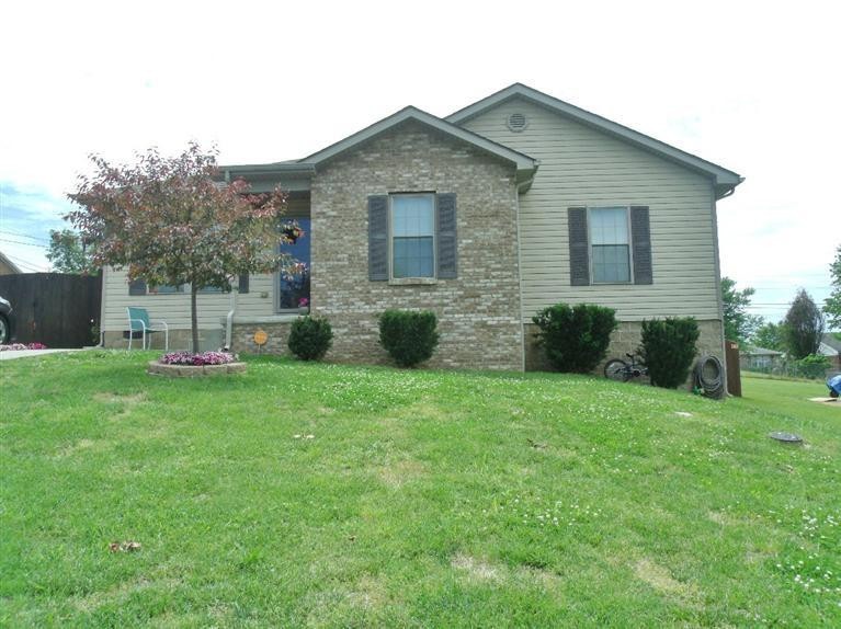 508 Atlee Dr, Harrodsburg, KY 40330 - photo 1